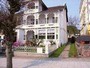 Bed-and-Breakfast 69111